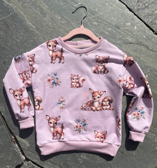 Collegegenser med søte skogsdyr str. 104